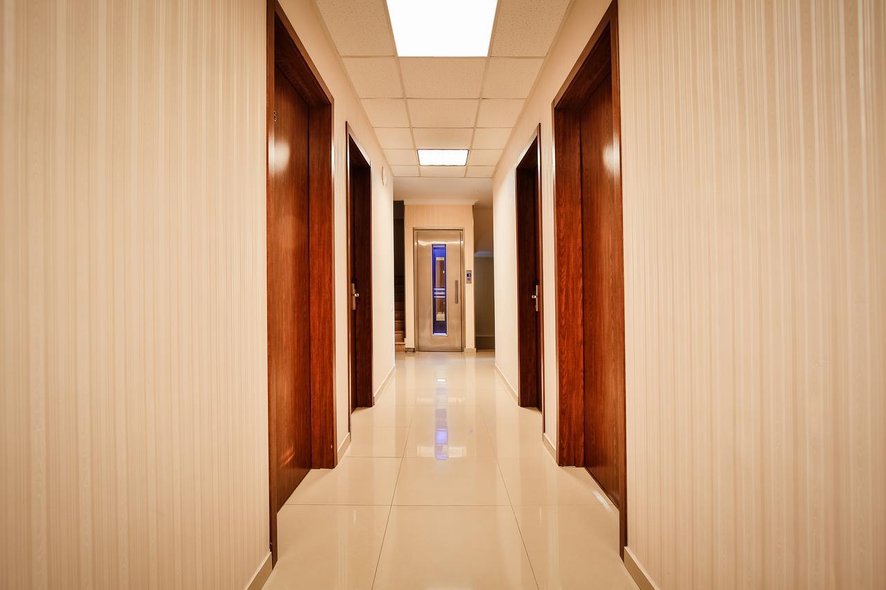 Gtm Plaza Hotel Tbilisi ภายนอก รูปภาพ