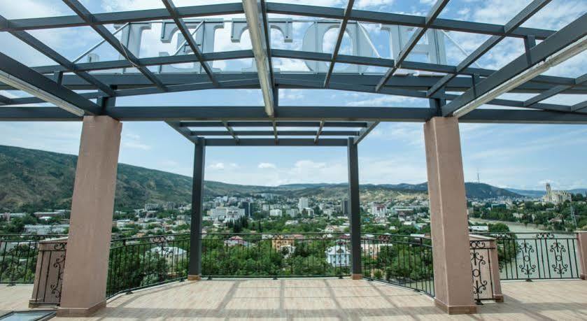 Gtm Plaza Hotel Tbilisi ภายนอก รูปภาพ